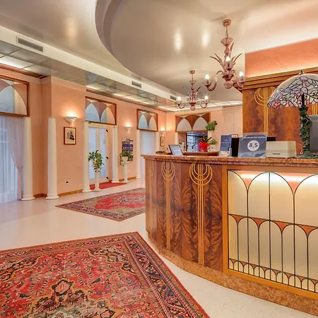 San Giusto Hotel 3*