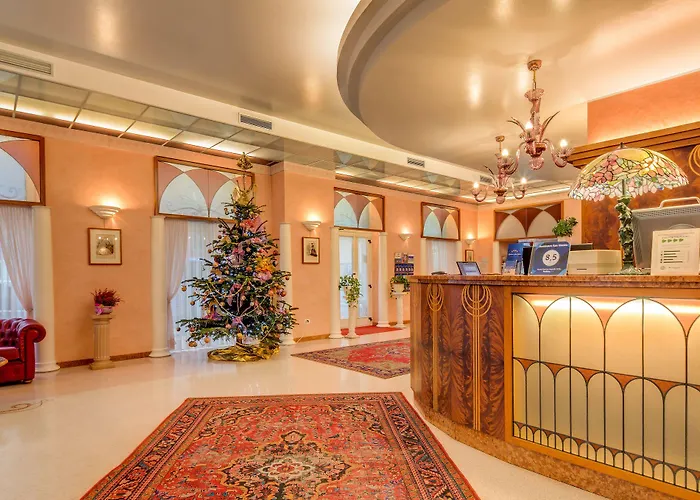 San Giusto 호텔 3*