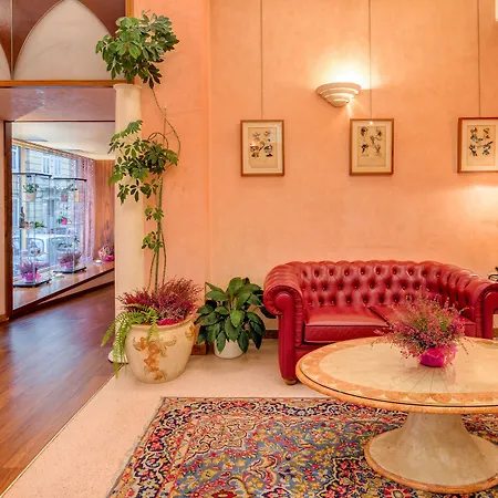 ホテル San Giusto 3*