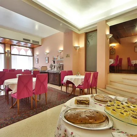 Western San Giusto Hotel 3*